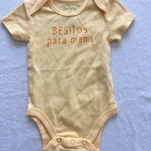 okie dokie Cream Yellow 'Besitos para mami' Baby One-Piece